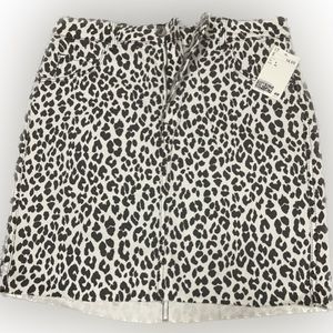 H&M leopard print skirt